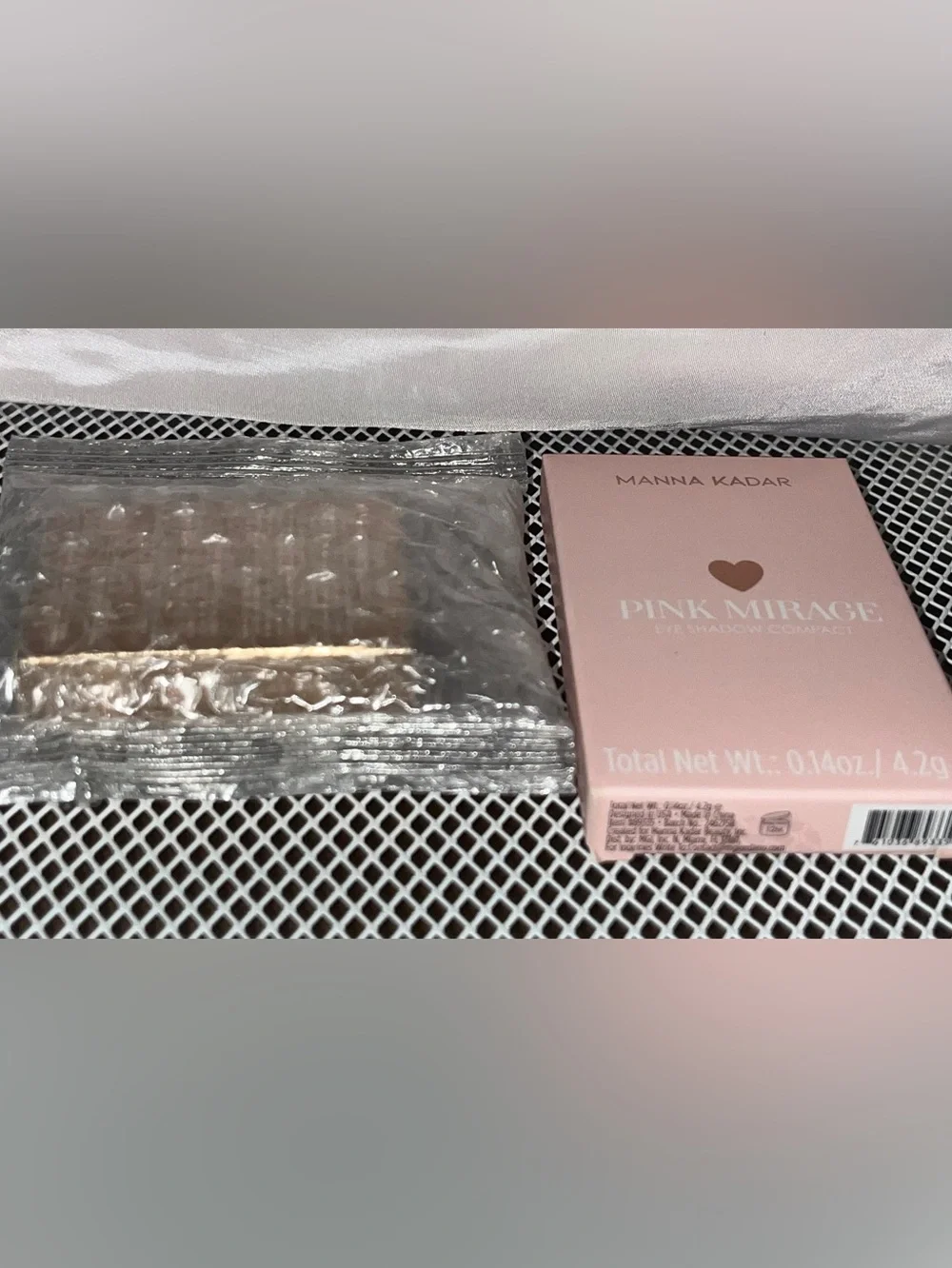 Manna Kadar Pink Mirage Eyeshadow -Bisha Essential Baby Eyeshadow Duo